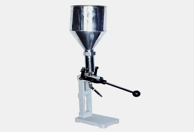 Lip Gloss Filling Machine