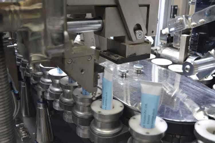 Tube Filling Machine-10