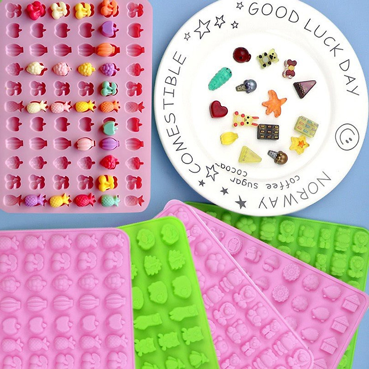 Silicone Gummy Bear Candy Silicone Molds & Ice Cube Tablets - Set