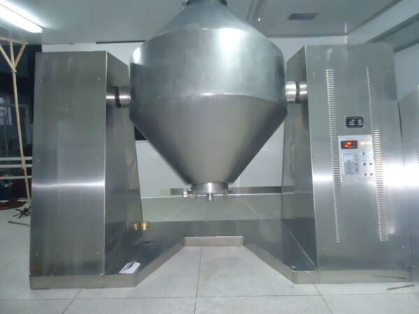 Double-cone-vacuum-dryer-3