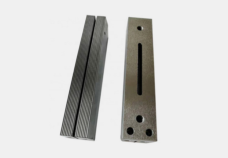 Side Sealing Jaws