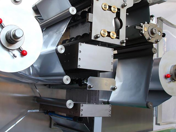 Strip Packing Machine-1