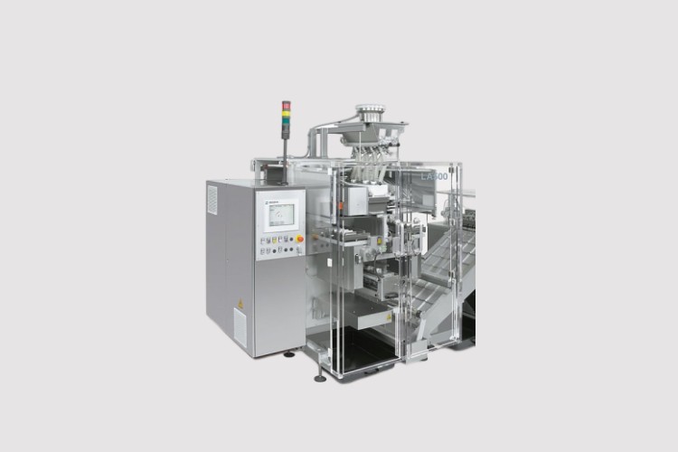 LA500 Sachet Filling Machine