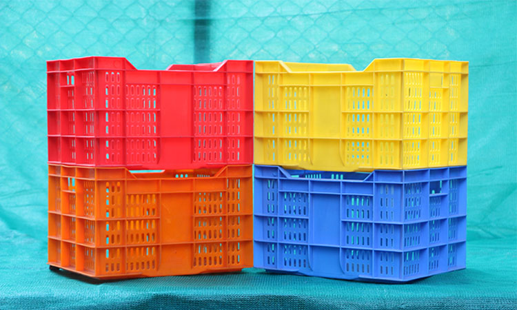 Plastic Crates And Trays