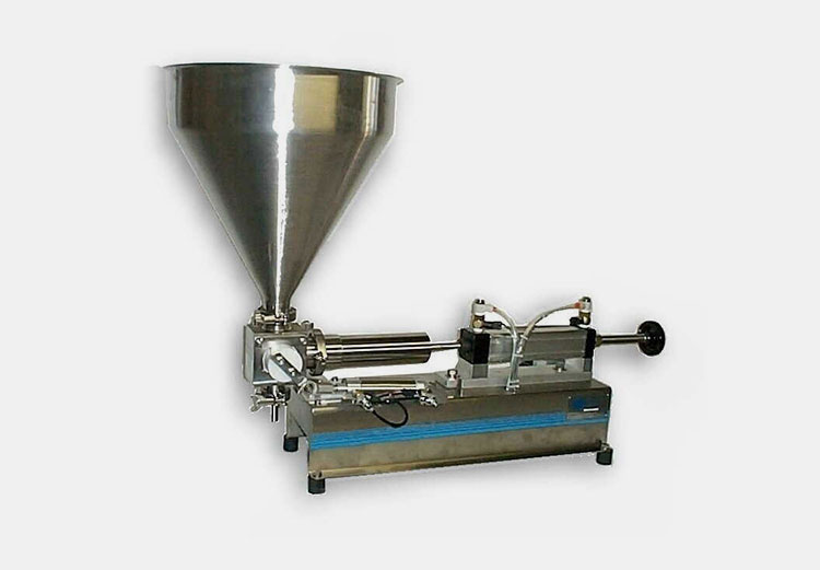 Piston tube filling equipment