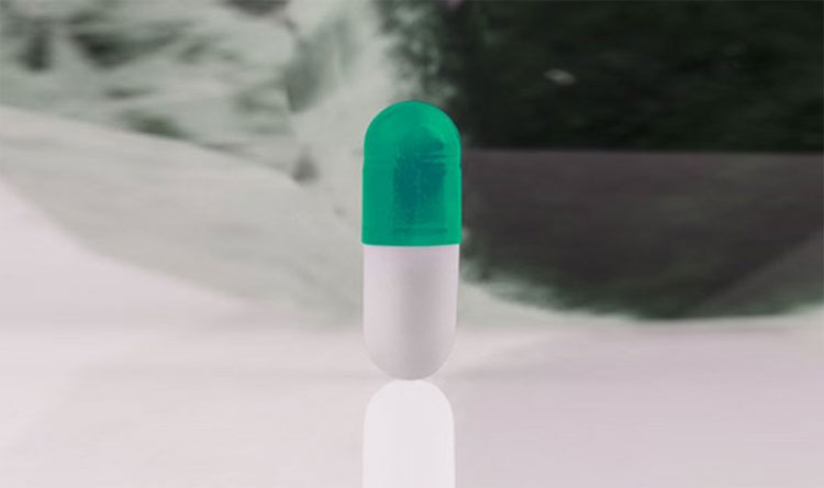 Dual-layer or multi-coated capsules