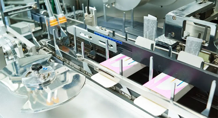 Carton erecter