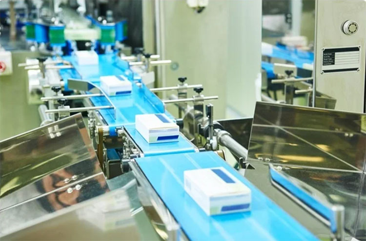 Final carton discharge