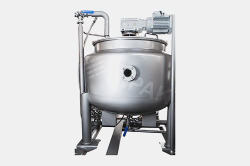 Blending or mixing tank