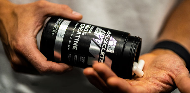 Creatine capsule intake