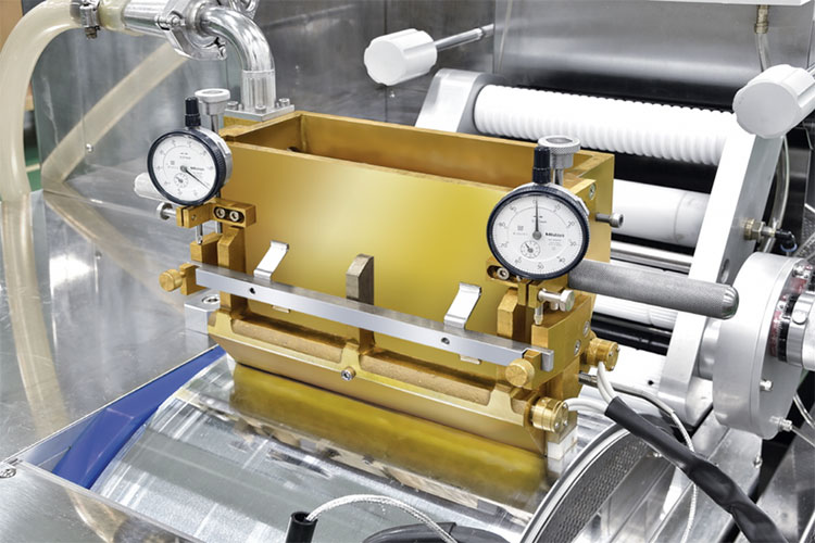 Softgel encapsulation machine adjustment