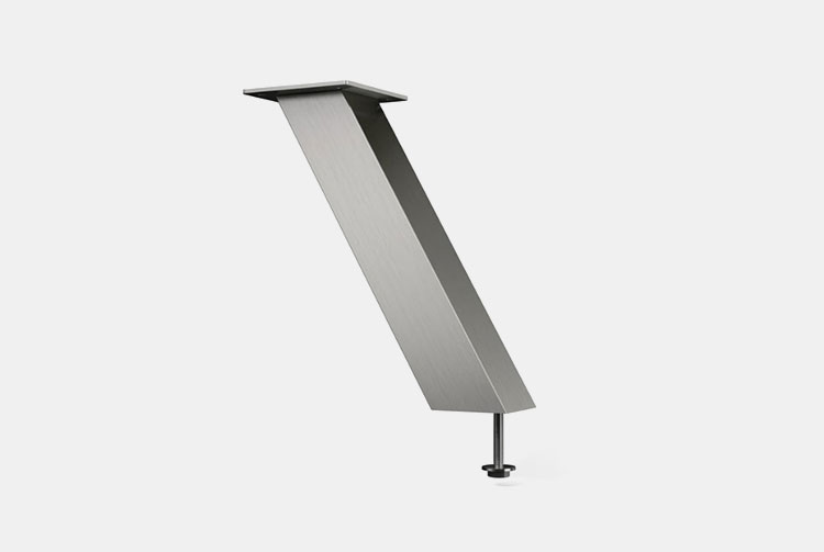 Custom angled supports