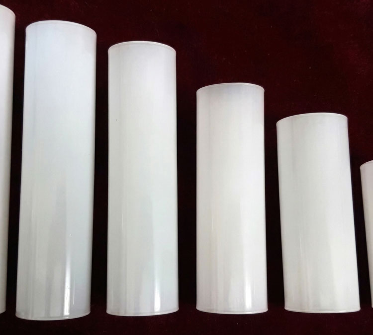 Different heights of tubes with the same diameter