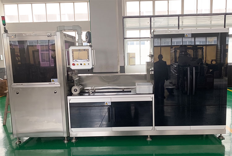 Curcumin liquid capsule filling machine