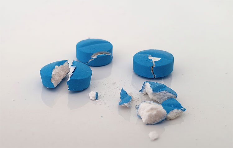 Low pre-pressure tablet failure