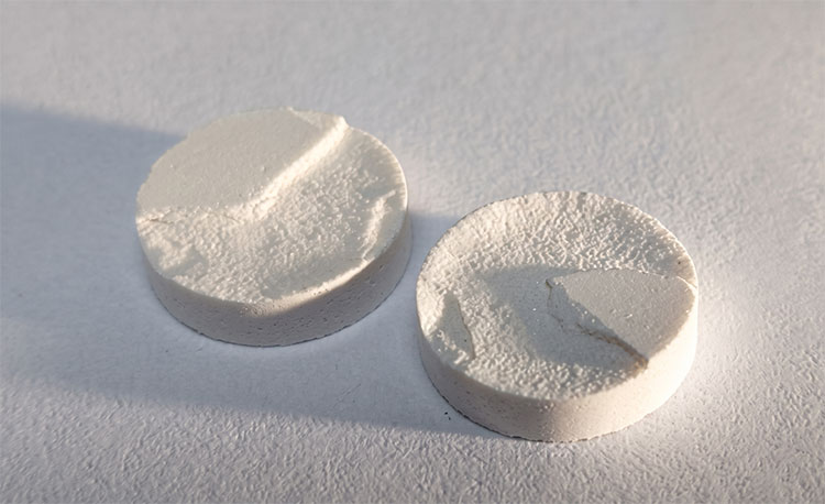 Uneven Moisture Absorption